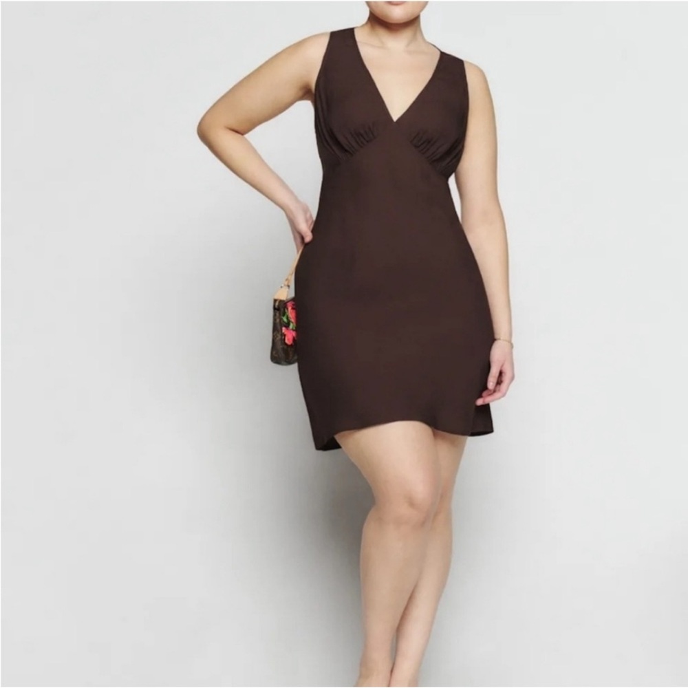 REFORMATION NTW SHORT CHOCOLATE BROWN DRESS; SIZE MEDIUM - Picture 5 of 5